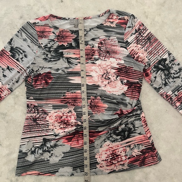 Laura petite top - Picture 3 of 5